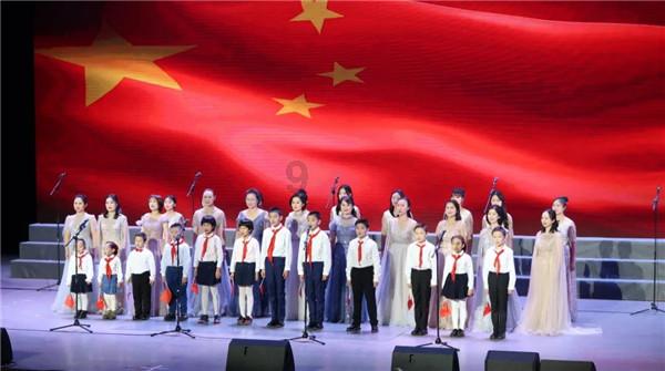 双峰国藩医院20名医务人员参加献血